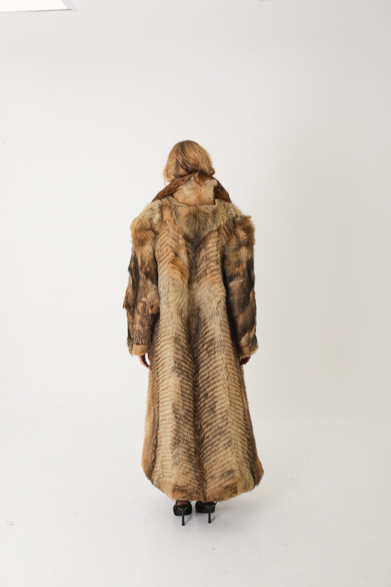 The Ravaryn — Fox Fur Coat