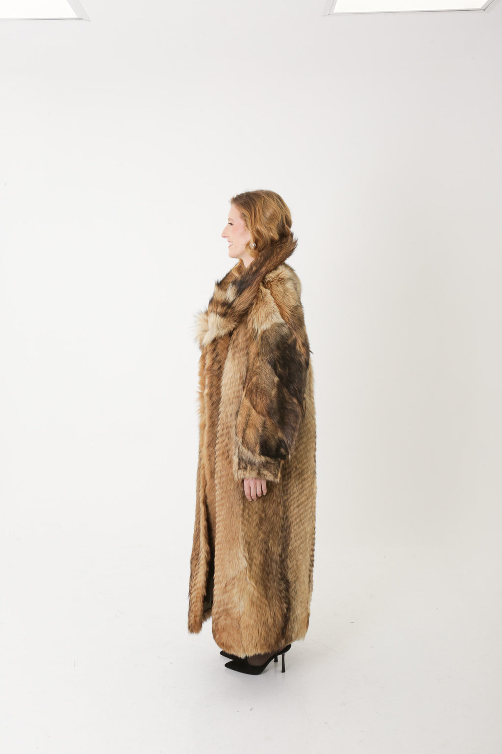 The Ravaryn — Fox Fur Coat