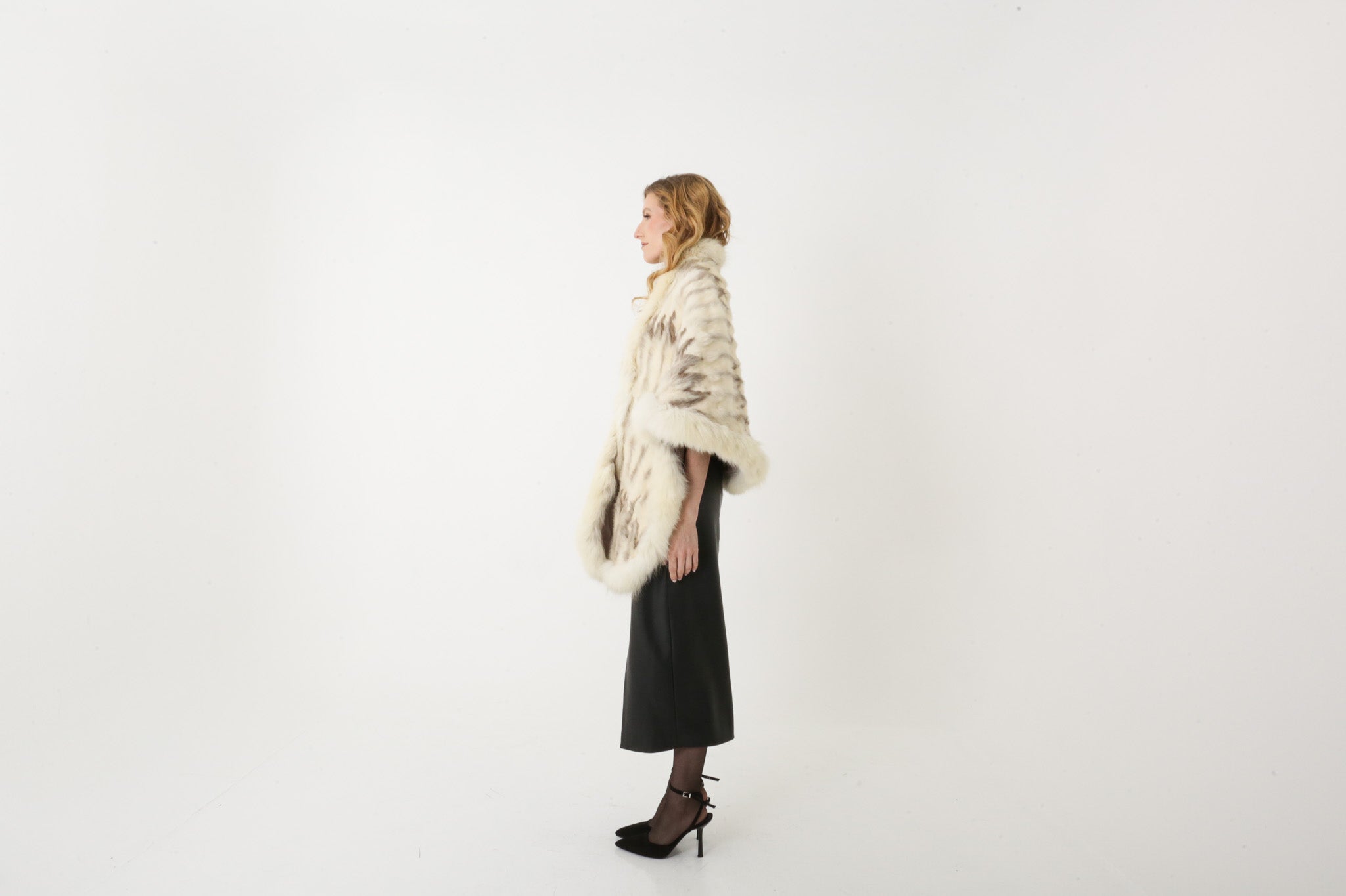 The Lunelle — Fox Fur Cape