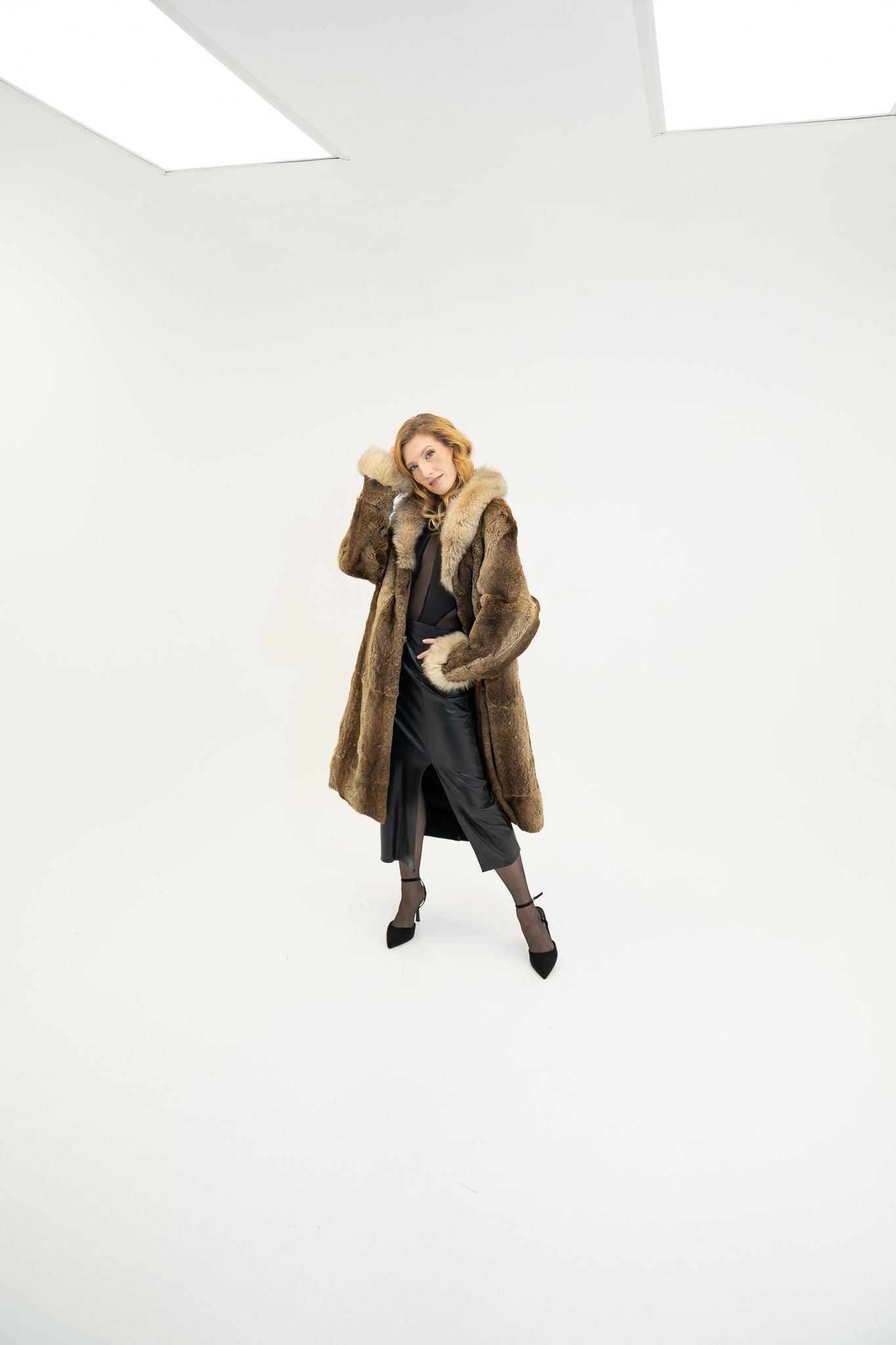 The Everleigh - Beaver Coat